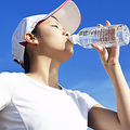 飲みすぎはNG?「水中毒」に注意
