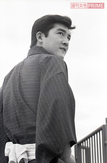 画像 秘蔵写真集 松方弘樹さん 32歳のイケメングラビアや婚前グアム旅行に密着など ライブドアニュース