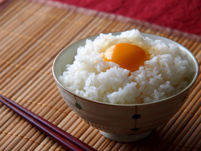 試してみた 卵かけご飯 Tkg に いろいろな調味料をふりかけてみた ライブドアニュース