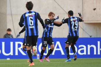 ガンバ大阪が広島に雪辱！宇佐美貴史が2得点で天皇杯決勝へ