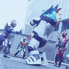 新旧 仮面ライダーアマゾン が夢の共演 映画 スーパーヒーロー大戦 で ライブドアニュース