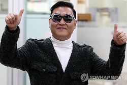 Psy 江南スタイル Mv 再生回数15億回を突破 ライブドアニュース