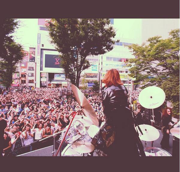 X JAPAN�ե��������åȤ����褦�ƤӤ������ʲ����ϡ�Yoshiki Instagram�٤���