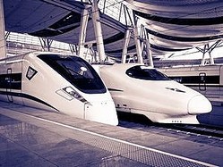 山東省政府系のメディア「中国山東網」は８日、「高鉄（高速鉄道）の海外輸出、価格の安さは決め手」にならないと題する記事を配信した。高速鉄道の東南アジアへの売り込みは日本との競争になるとして、「中国製はとにかく安い」とのイメージを打破する必要があると主張した。（イメージ写真提供：（Ｃ）　Ｐｉｎｇ　Ｈａｎ　／１２３ＲＦ．ＣＯＭ）