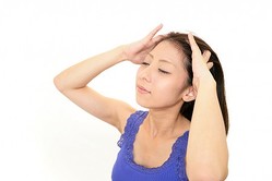 しわ たるみ 対策には頭皮マッサージがいいって知ってる Peachy ライブドアニュース