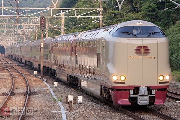 世界初の「寝台座席可変電車」583系 なぜ生まれ、消えていったのか