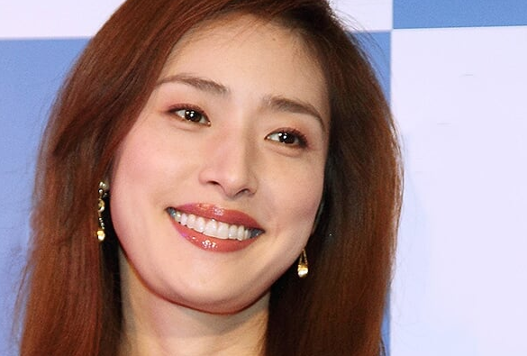 天海祐希、明石家さんまの舞台に感激し泣き崩れるも天海と気付かれず