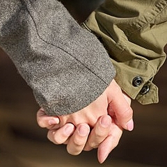 このあと どうなっちゃうの 男性が女友だちと手をつなぐときの気持ち 好意の表れ Peachy ライブドアニュース このあと どうなっちゃうの 男性が女友だちと手をつなぐときの気持ち 好意の表れ Peachy ライブドアニュース