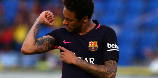 ネイマール 絵文字のタトゥー を彫る ライブドアニュース