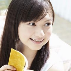 地味系女子の時代到来 男性が実はおとなしい女子を好む理由 Peachy ライブドアニュース