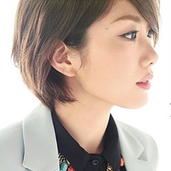 潮田玲子 ブログ再スタートで決意 しおらしい女性になれるように精進 ライブドアニュース