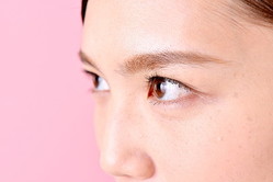 顔の部位から相をみる 人相で見抜く自分と彼の性格 目元編 Peachy ライブドアニュース