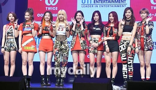 Photo 日本人3人所属 Twice デビューショーケース Ooh Ahh Twice を開催 ライブドアニュース