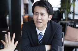 ごめんっ恋愛圏外なの 察して 女性が困ってしまう あきらめの悪い男性 の特徴 4選 Peachy ライブドアニュース