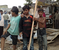 14�������줭�Ȳ��������Х��β椬�Ȥ����ϤǤ�Ω�ĥ�����ǥ��󷯡��֤�����ġˤ顣���ƾ��ϳ��ݤ���Ƥ���ΤǤ���������