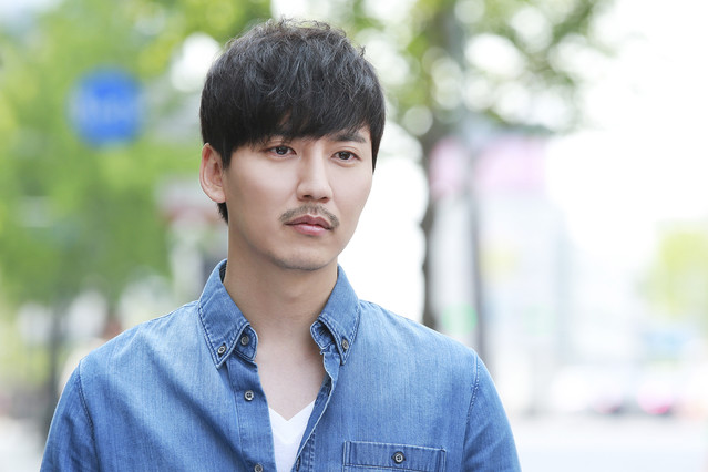 サイン付き写真 キム・ナムギル セール中…キム・ナムギル直筆