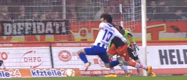 カールスルーエ山田大記、渾身スライディングでゴール！(動画あり)