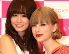 テイラー スウィフト 前田敦子さんと対談 友達の証 Tay テイ って呼んで ライブドアニュース