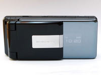 ���̤��鸫��SH903iTV��ʸ�����⤫�Ӿ夬��ͭ��EL�ǥ����ץ쥤�ϣ���ɽ������