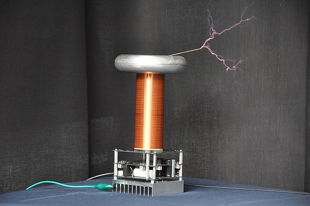 oneTesla: a DIY Singing Tesla Coil by oneTesla — Kickstarter