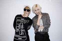 Shinee テミン ジョンヒョンが応援に駆けつけツーショット セクシーな怪盗 ライブドアニュース
