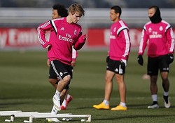 レアル加入の16歳mfエデゴー チームのトレーニングに初参加 ライブドアニュース