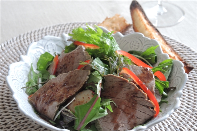 赤ワインにぴったり!「ヘルシオ グリエ」で作るローストビーフ