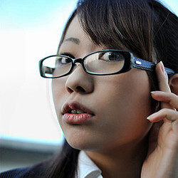 レポート 川栄李奈さんがダントツ1位 メガネが似合う15年に成人した芸能人 スポーツ選手 女性編 ライブドアニュース