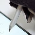新型タッチペンは指タッチを超えた？ 強制的に微電流を流し操作ミス防ぐ