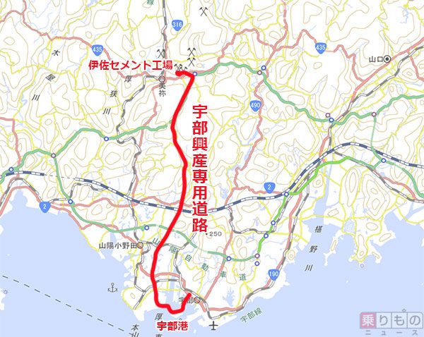 山口県にある30km以上の日本最長の「私道」走る車両は超大型日本最長約30kmの「私道」！　行き交うクルマも規格外、なぜできた？（画像8枚）