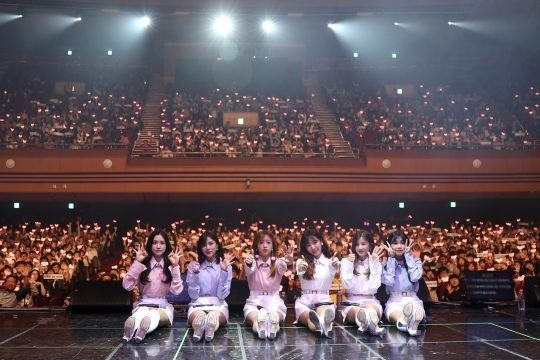 デビュー6周年”Apink、韓国ファンミーティングを開催…「私達はメンバー