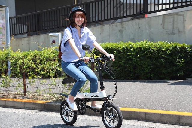 glafit グラフィット GFR-01 ミカンオレンジ 折りたたみ ペダル付き