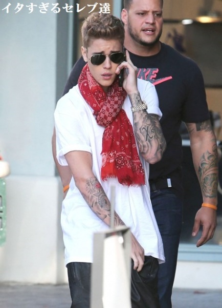 イタすぎるセレブ達 ジャスティン ビーバー 心を入れ替えた パパラッチに穏やかな対応 ライブドアニュース