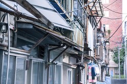 
        学生の窓口編集部
      