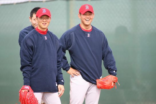激レア 2007 UD Hawaii イベント限定RC ルーキー 松坂大輔 岡島秀樹、松坂大輔 ／ レッドソックス キャンプ初日 (2007年2月