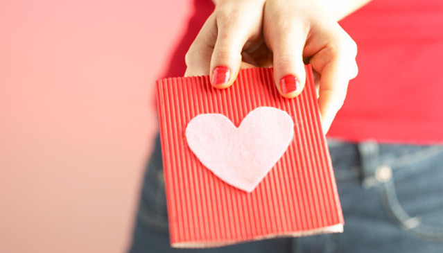 大学時代に絶対恋人を作っておくべき 社会人の約4割が Yes と回答 ライブドアニュース