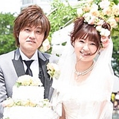 声優の市来光弘と井ノ上奈々が マチ アソビ で公開結婚式 来場者から祝福 ライブドアニュース
