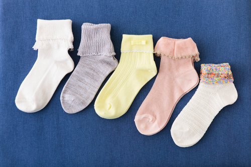 春は足元でオシャレが決まる シューズ 靴下のおいしい関係 Peachy ライブドアニュース