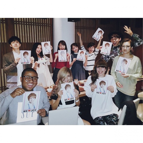 エンタがビタミン Joyの誕生日を本人不在で ハーフ会 メンバーが祝福 We Love You Joy ライブドアニュース