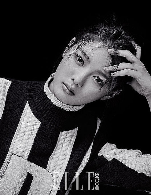 キム・ユジョン、グラビアでボーイッシュな魅力を披露「気さくな性格だ」