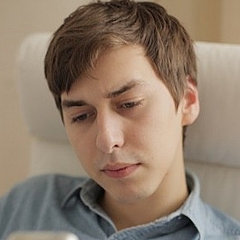 ちょっと引くかも 正直困った彼女の寂しがり屋エピソード4選 出張の前日からびーびー泣かれる Peachy ライブドアニュース