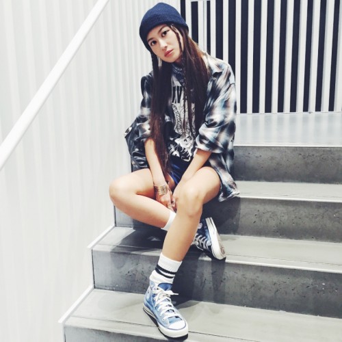 画像 即華奢見え モデルが教える スニーカーでスタイルアップするコツ 3つ 3 3 Peachy ライブドアニュース