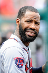 �ȥ졼�ɤǥ������ʥ륹�ؤΰ��Ҥ���ޤä��֥졼�֥��μ�����̾�ꡦ�إ����[Getty Images]