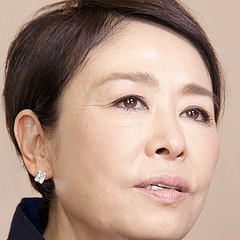 安藤優子が 情報番組のmc女王 になる方法 黒スーツからの脱却 ライブドアニュース