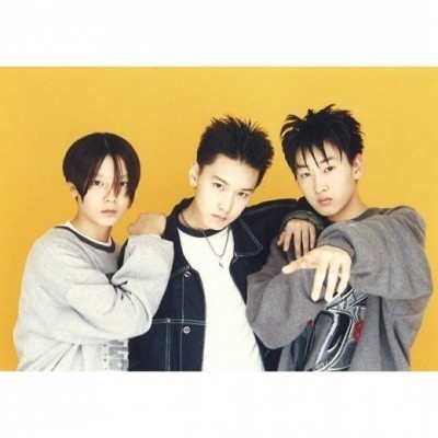 SUPER JUNIOR ドンヘ＆ソンミン＆ウニョク、初々しい昔の写真が公開