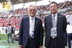 明治安田生命の従業員約500名が熊本を応援 根岸社長 サッカーっていい ライブドアニュース