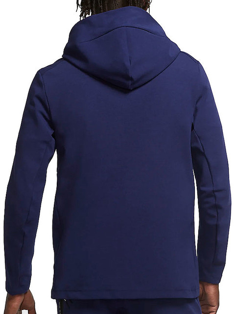 好調トッテナム！選手も使う「かっこいいNIKEジャケット＆パーカー」5