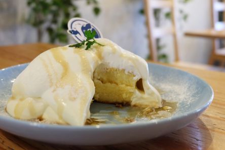 雪が積もったみたい 生クリーム専門店の真っ白な極上スフレパンケーキ ライブドアニュース