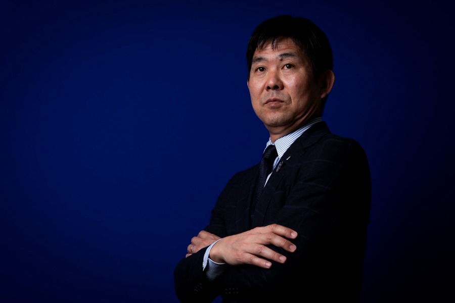 インタビューに応じた日本代表・森保一監督【写真：藤岡雅樹】
