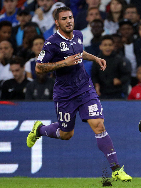 モンペリエ トゥールーズからfwドゥロール獲得 元ビーチサッカーの仏代表 ライブドアニュース